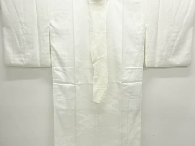 菊桐模様織出し長襦袢（刺繍衿付）